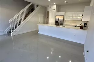 14623 SW 7th St, Pembroke Pines, FL 33027 - Photo 4