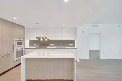 9221 E Bay Harbor Dr #210, Bay Harbor Islands, FL 33154 - Photo 8