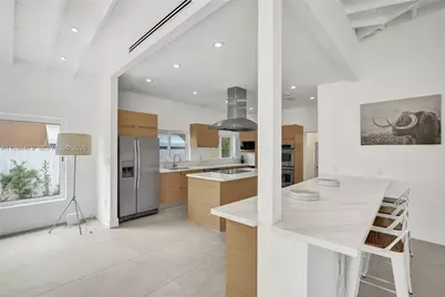 12478 N Bayshore Dr, North Miami, FL 33181 - Photo 46