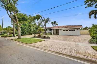 12478 N Bayshore Dr, North Miami, FL 33181 - Photo 70