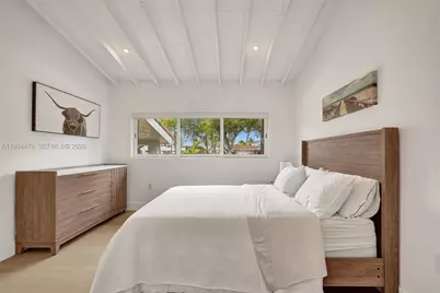 12478 N Bayshore Dr, North Miami, FL 33181 - Photo 12