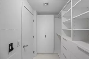 16385 NE Biscayne Blvd, North Miami Beach, FL 33160 - Photo 20