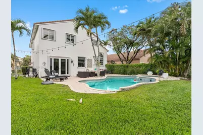 1607 SW 157th Ave, Pembroke Pines, FL 33027 - Photo 10