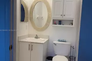 5755 NW 115th Ct, Doral, FL 33178 - Photo 8