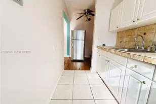 555 SW 16th Ave, Miami, FL 33135 - Photo 8