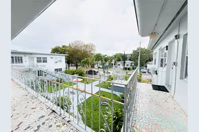 555 SW 16th Ave #11, Miami, FL 33135 - Photo 16