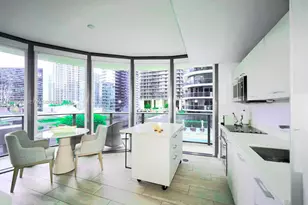 55 SW 9th St, Miami, FL 33130 - Photo 12