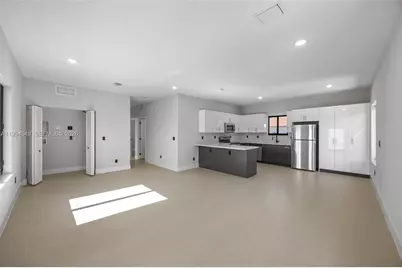 601 NW 3rd Ave #A, Hallandale Beach, FL 33009 - Photo 4