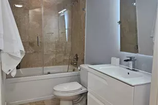 350 S Miami Ave, Miami, FL 33130 - Photo 28