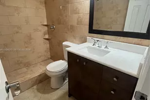 3923 NE 166th St, North Miami Beach, FL 33160 - Photo 14