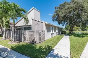 518 Woodgate Cir, Sunrise, FL 33326 - Photo 1