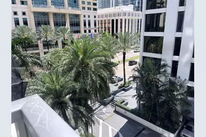 1060 Brickell Ave #415, Miami, FL 33131 - Photo 2