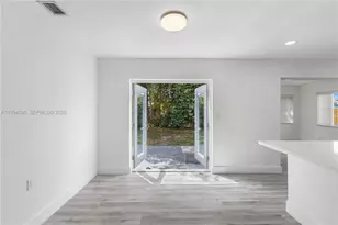 6820 Park St, Hollywood, FL 33024 - Photo 10