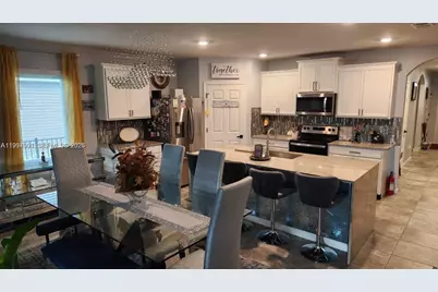 2271 SW Arlington Dr SW, Vero Beach, FL 32968 - Photo 10