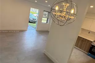 2430 NE 188th St, Miami, FL 33180 - Photo 4