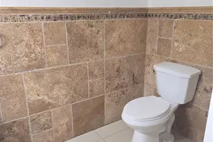 9371 Fontainebleau Blvd, Miami, FL 33172 - Photo 4