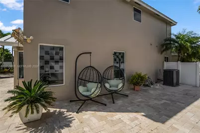 612 SW 179th Ave, Pembroke Pines, FL 33029 - Photo 42
