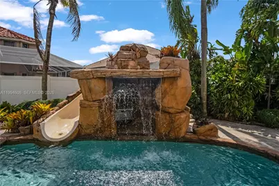 612 SW 179th Ave, Pembroke Pines, FL 33029 - Photo 40