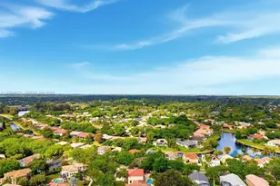5821 NW 62nd St, Parkland, FL 33067 - Photo 6