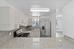 8625 SW 152nd Ave, Miami, FL 33193 - Photo 10
