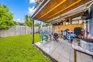 2223 NW 3rd St, Miami, FL 33125 - Photo 4