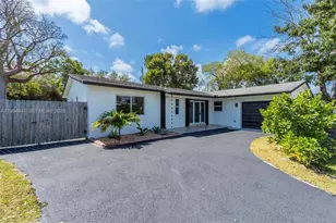 10430 SW 199th St, Cutler Bay, FL 33157 - Photo 1