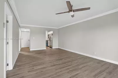 3201 NE 14th St Cswy #501, Pompano Beach, FL 33062 - Photo 8