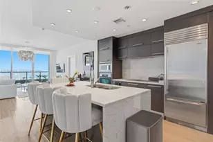 900 Biscayne Blvd, Miami, FL 33132 - Photo 2