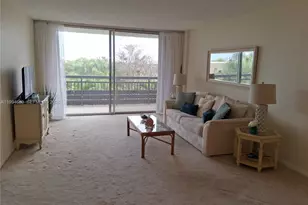 555 NW 4th Ave, Boca Raton, FL 33432 - Photo 4