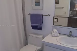 555 NW 4th Ave, Boca Raton, FL 33432 - Photo 8