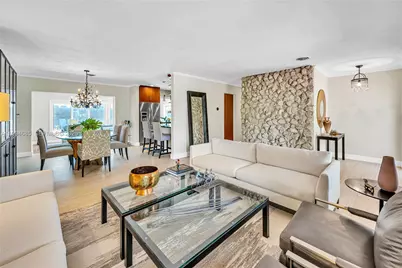 8541 SW 87th Ct, Miami, FL 33173 - Photo 6