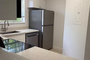 1761 96th Te, Pembroke Pines, FL 33024 - Photo 6