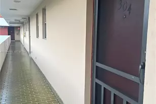 1700 NE 191st St, Miami, FL 33179 - Photo 30