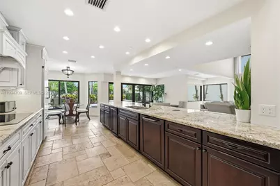 21944 Town Place Dr, Boca Raton, FL 33433 - Photo 14