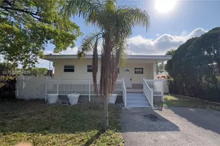 109 SW 1st Ave, Hallandale Beach, FL 33009 - Photo 2