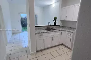 1656 SE 29th Ct, Homestead, FL 33035 - Photo 8