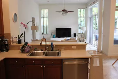 870 Reflection Ln #870, Weston, FL 33327 - Photo 10