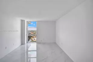 3625 N Country Club Dr, Aventura, FL 33180 - Photo 18