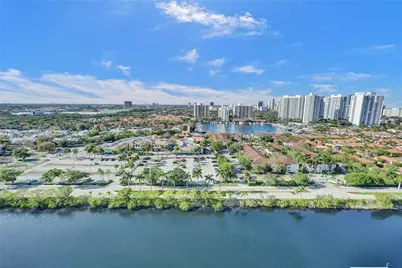 3625 N Country Club Dr #2310, Aventura, FL 33180 - Photo 40