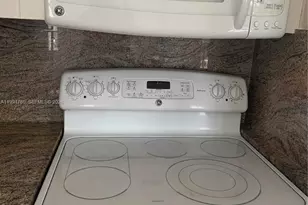 1100 Atlantic Shores Blvd, Hallandale Beach, FL 33009 - Photo 8