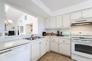 3007 Clubview Dr, Orlando, FL 32822 - Photo 12