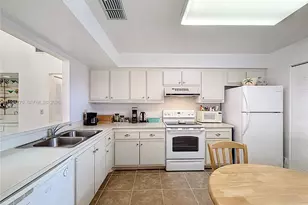 3007 Clubview, Orlando, FL 32822 - Photo 8