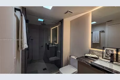 2000 Island Blvd #2404, Aventura, FL 33160 - Photo 18