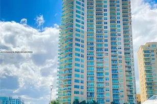 3330 NE 190th St, Aventura, FL 33180 - Photo 2