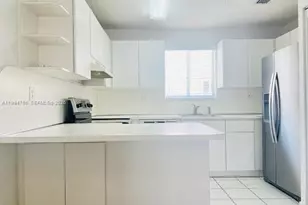 3260 W 70th St, Hialeah, FL 33018 - Photo 6