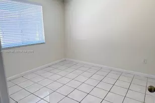 3260 W 70th St, Hialeah, FL 33018 - Photo 14