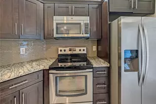 10501 W Broward Blvd, Plantation, FL 33324 - Photo 2