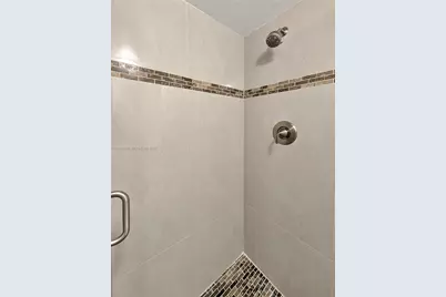 10501 W Broward Blvd #408, Plantation, FL 33324 - Photo 14