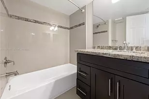 10501 W Broward Blvd, Plantation, FL 33324 - Photo 18