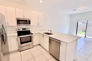 11910 SW 245 Ter, Homestead, FL 33032 - Photo 2